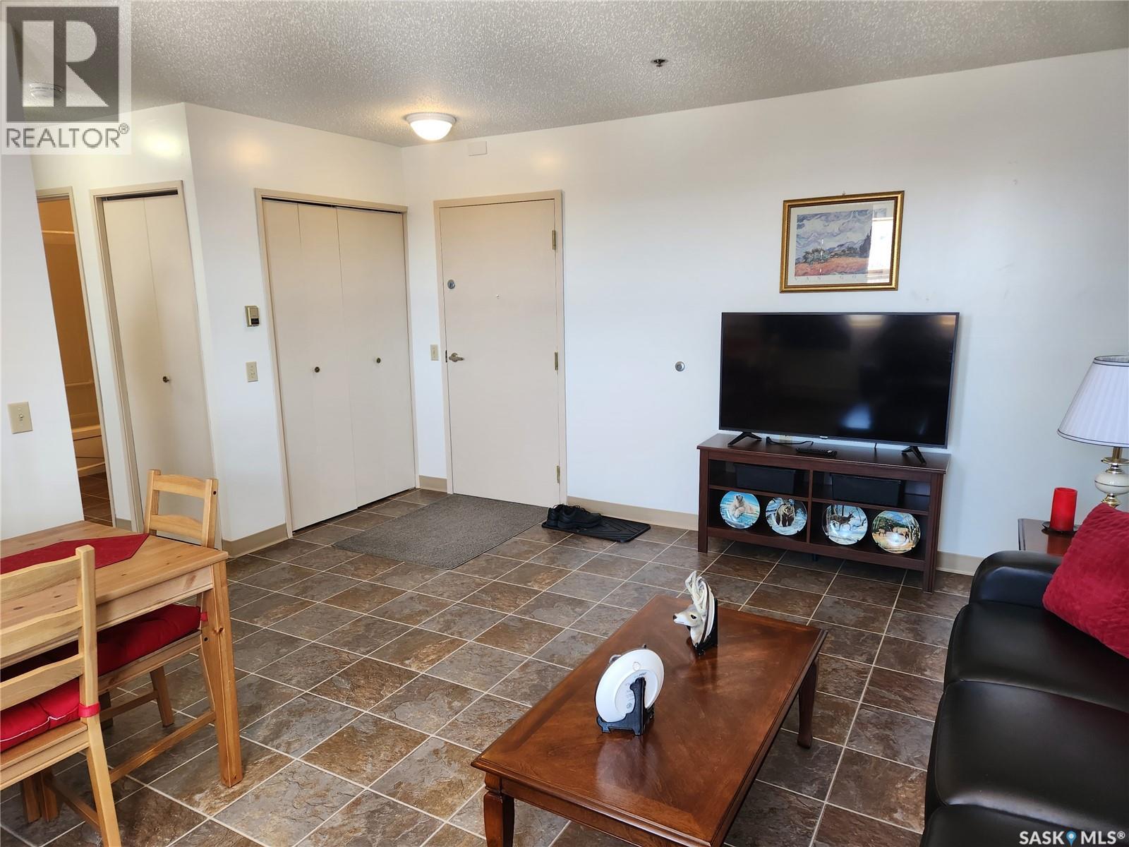 308 102 Manor Drive, Nipawin, Saskatchewan  S0E 1E0 - Photo 4 - SK033580