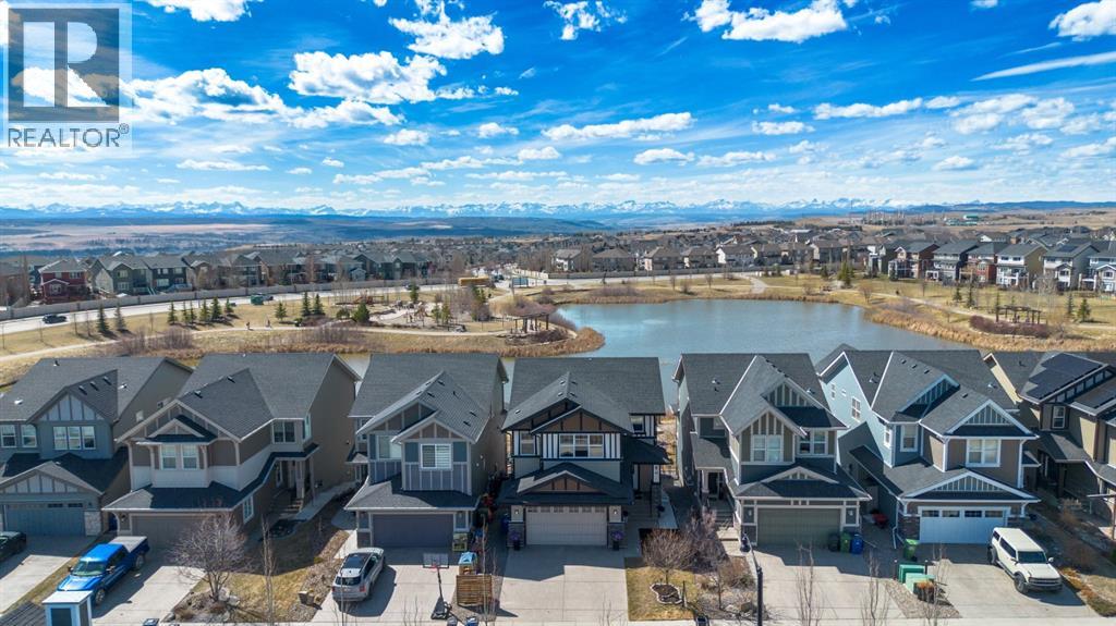 69 Sundown Grove, Cochrane, Alberta