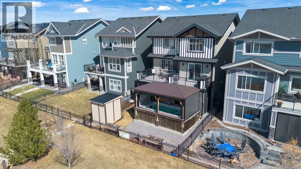 69 Sundown Grove, Cochrane, Alberta  T4C 0X5 - Photo 2 - A2303402