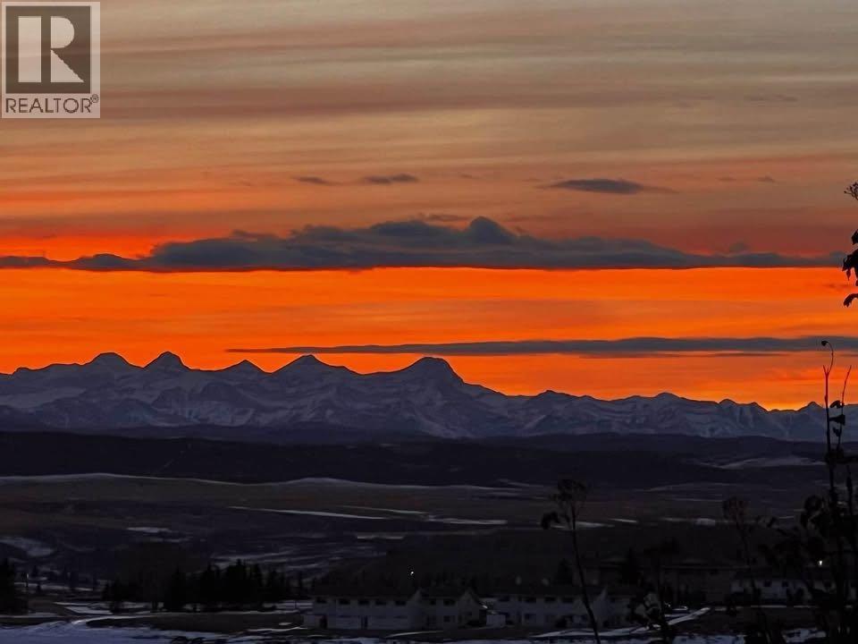 69 Sundown Grove, Cochrane, Alberta  T4C 0X5 - Photo 11 - A2303402