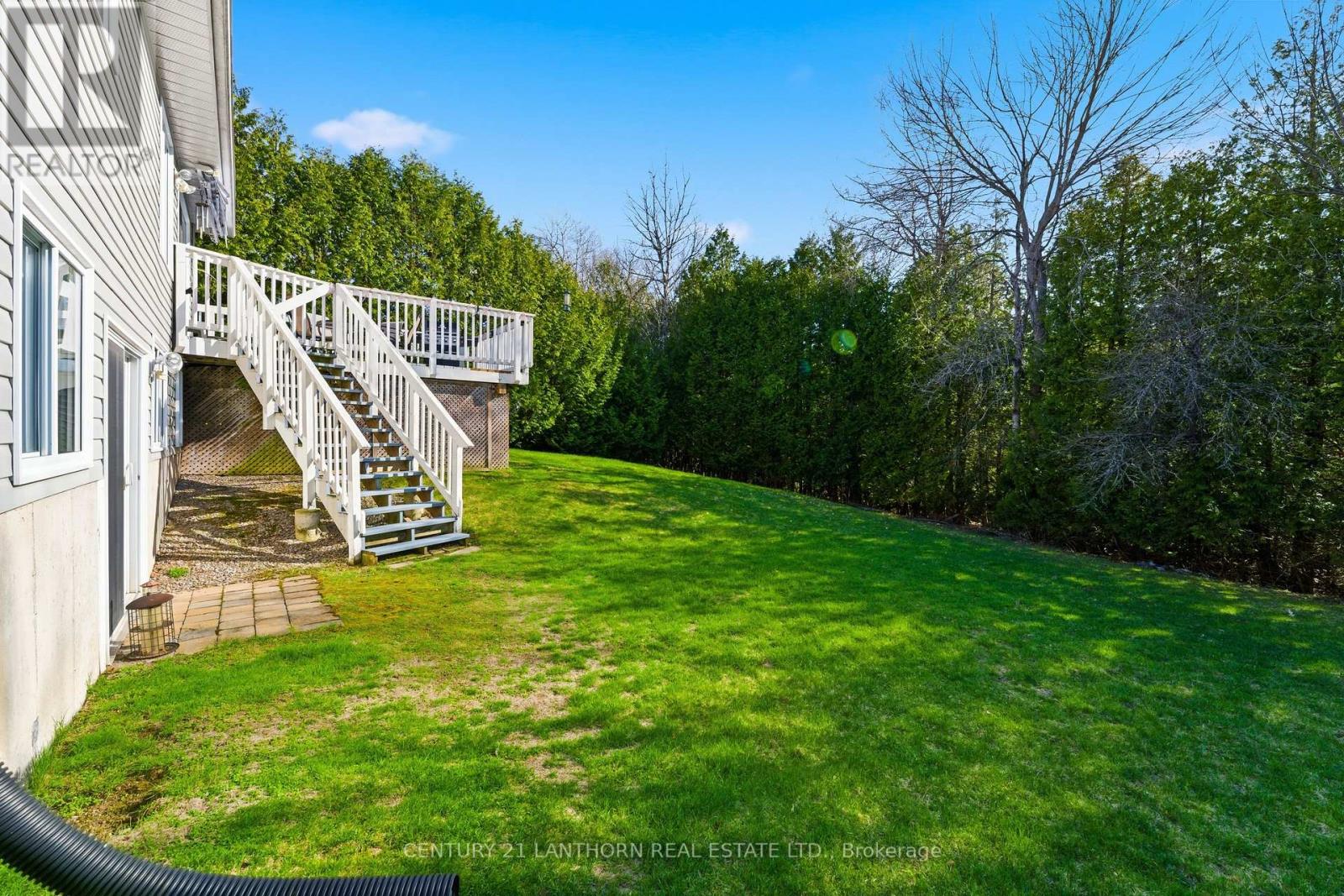 167 Nicholas Street, Quinte West (Murray Ward), Ontario  K8V 6E8 - Photo 32 - X13027672