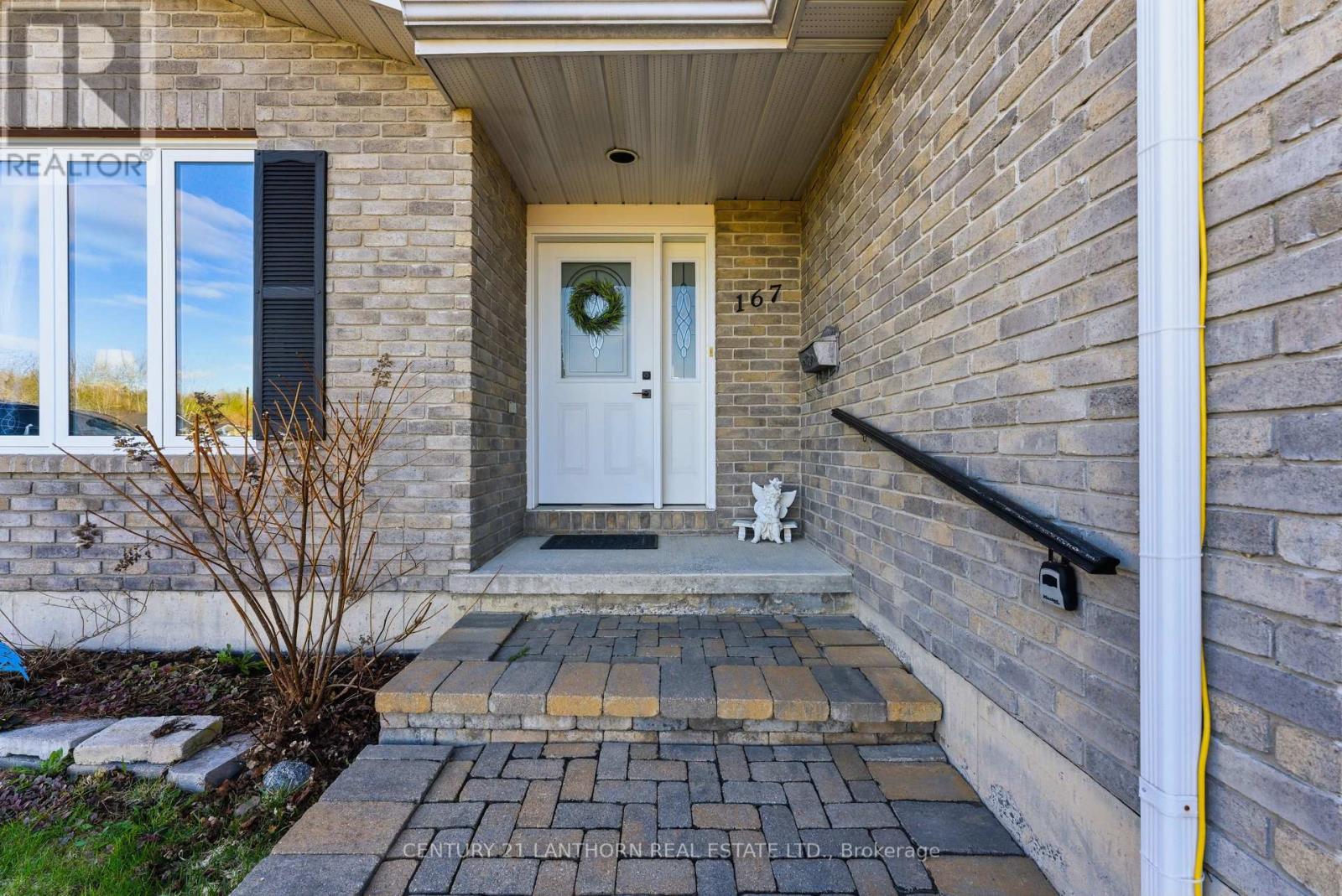 167 Nicholas Street, Quinte West (Murray Ward), Ontario  K8V 6E8 - Photo 5 - X13027672