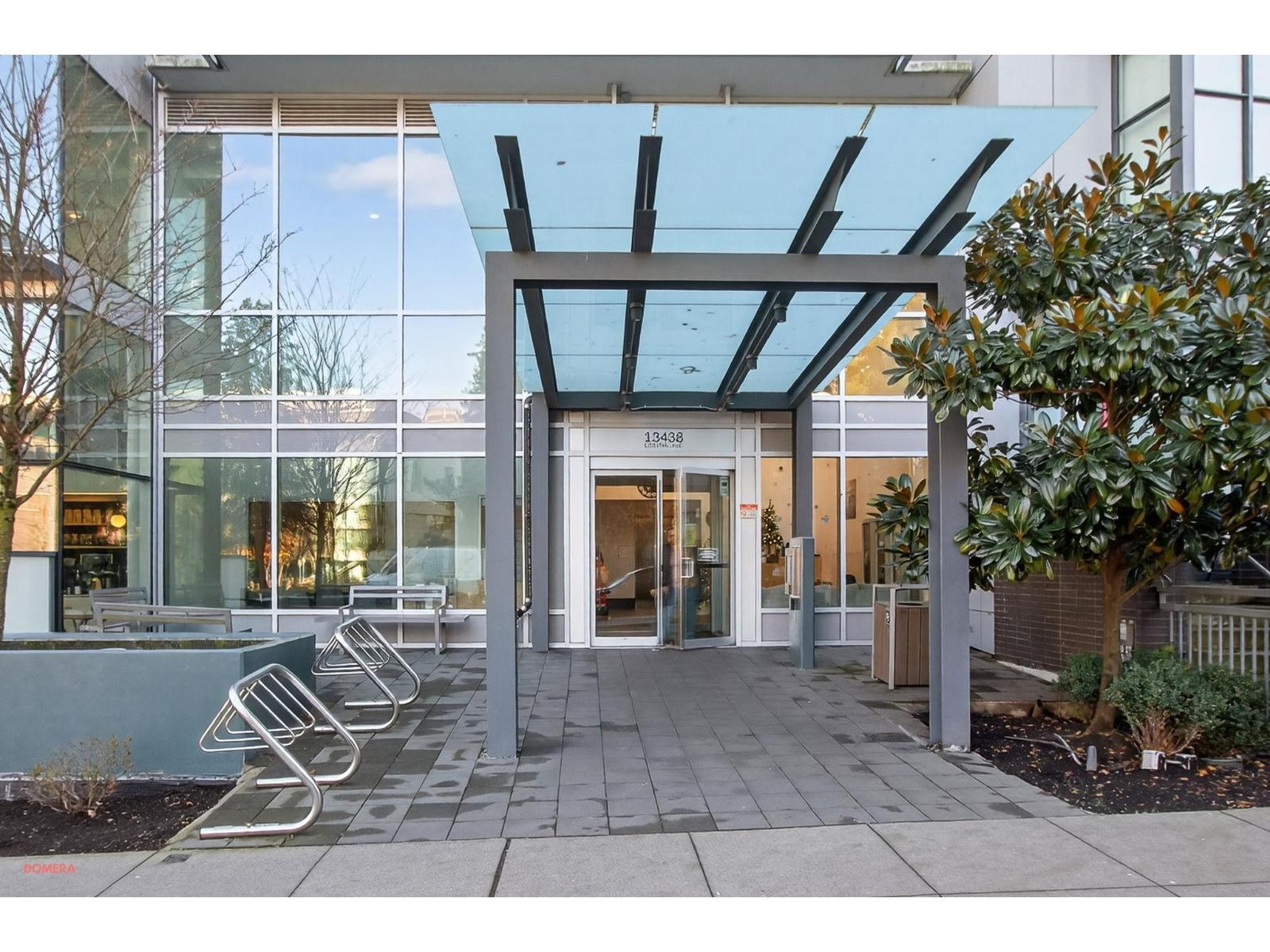 1001 13438 Central Avenue, Surrey, British Columbia  V3T 0N2 - Photo 1 - R3113621