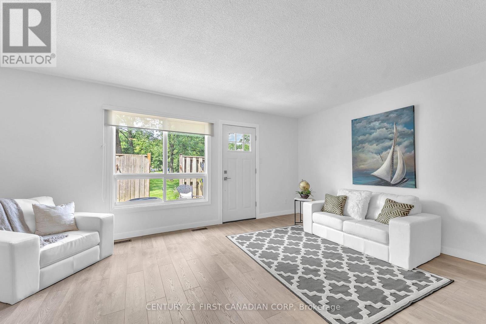 166 Southdale Road, London South, Ontario  N6J 2J1 - Photo 4 - X13027662