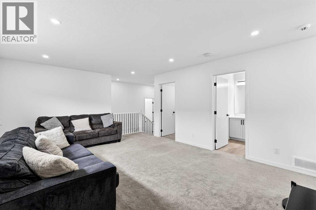 41 Copperhead Road Se, Calgary, Alberta  T2Z 5H1 - Photo 36 - A2301656