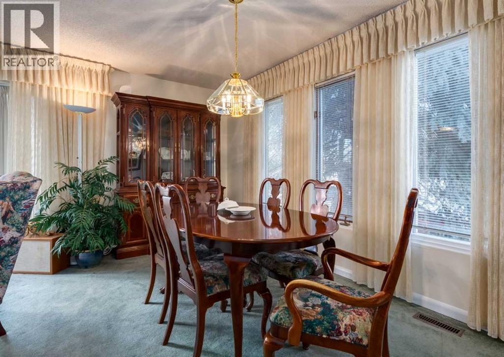 38 Spokane Street SW, Calgary, Alberta  T2W 0M5 - Photo 5 - A2302198