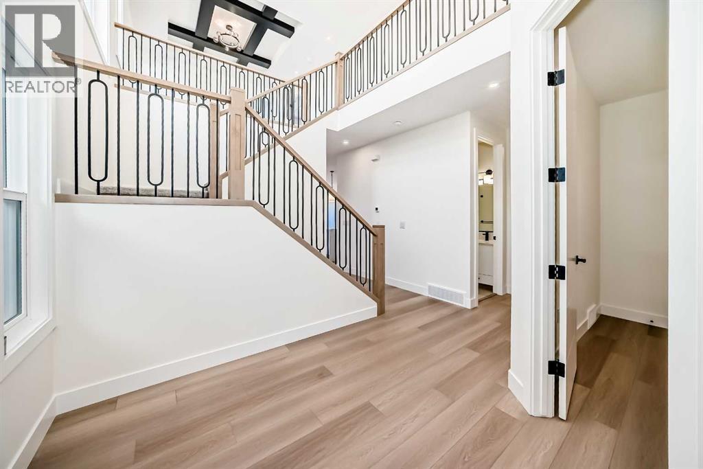 379 Rivercrest Road, Cochrane, Alberta  T4C 3C6 - Photo 2 - A2304004