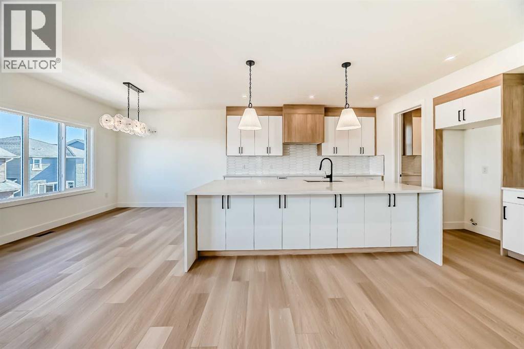 379 Rivercrest Road, Cochrane, Alberta  T4C 3C6 - Photo 4 - A2304004