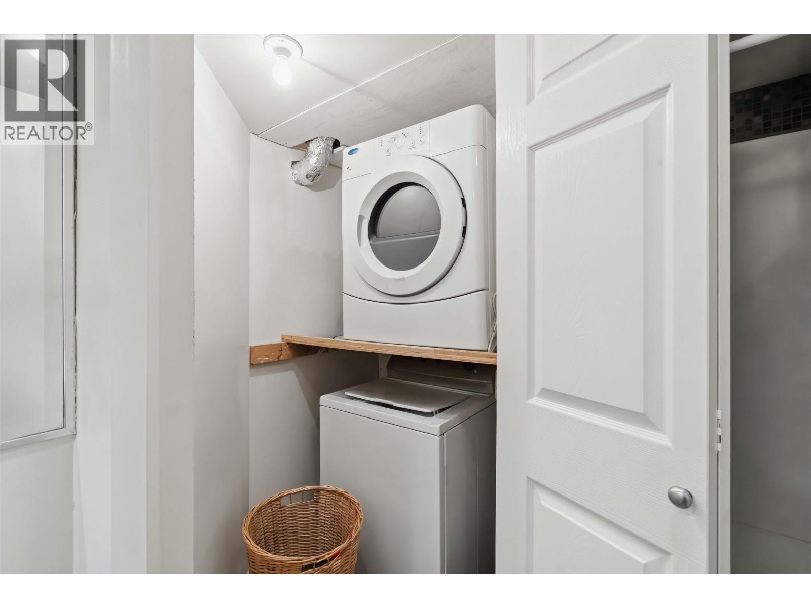 8433 Jellicoe Street, Vancouver, British Columbia  V5S 2J4 - Photo 30 - R3113973