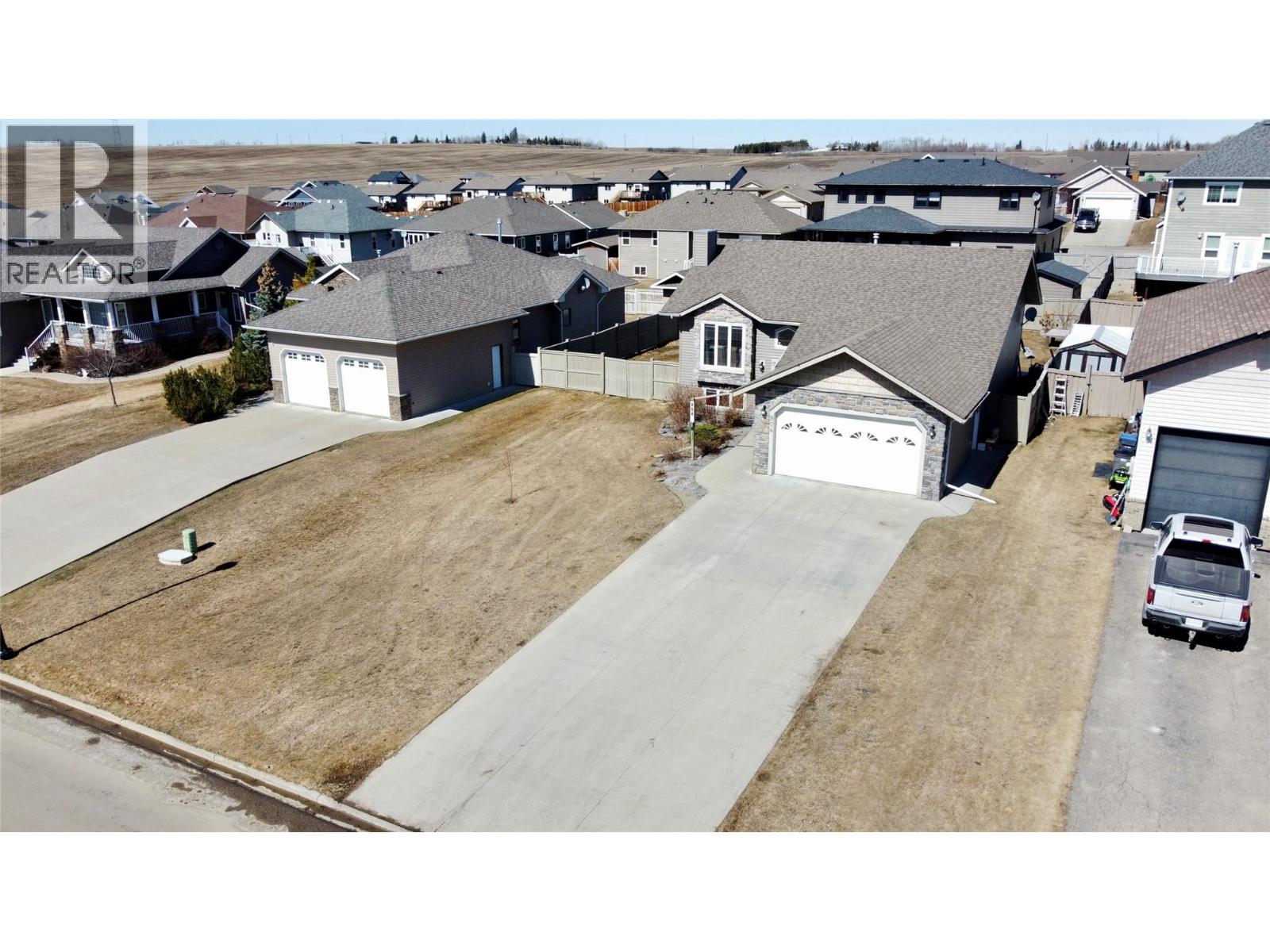 904 90 Avenue, Dawson Creek, British Columbia  V1G 5B5 - Photo 33 - 10384386