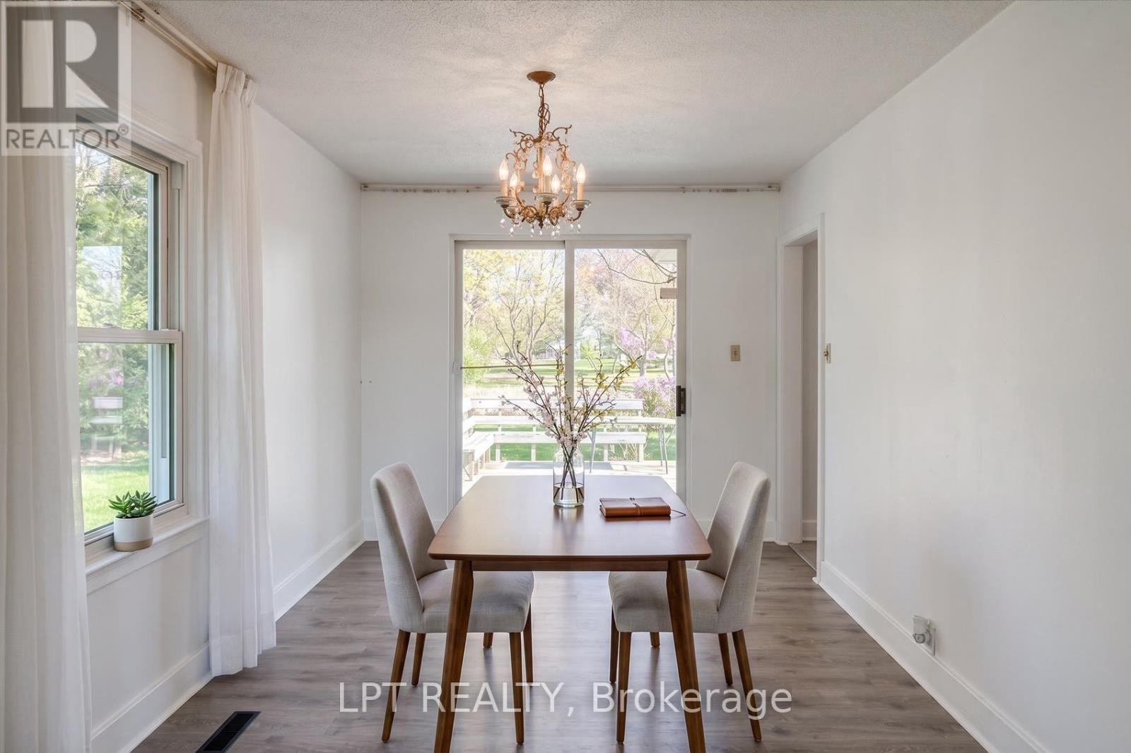 1745 Ortona Avenue, Ottawa, Ontario  K2C 1W8 - Photo 5 - X13027692