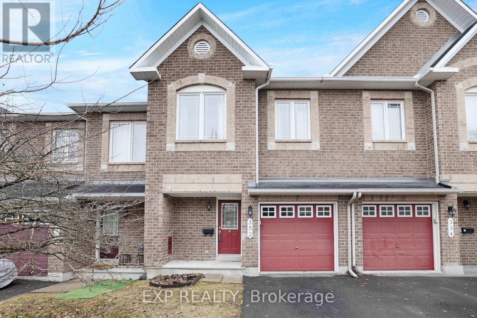 352 FORESTBROOK STREET, ottawa, Ontario