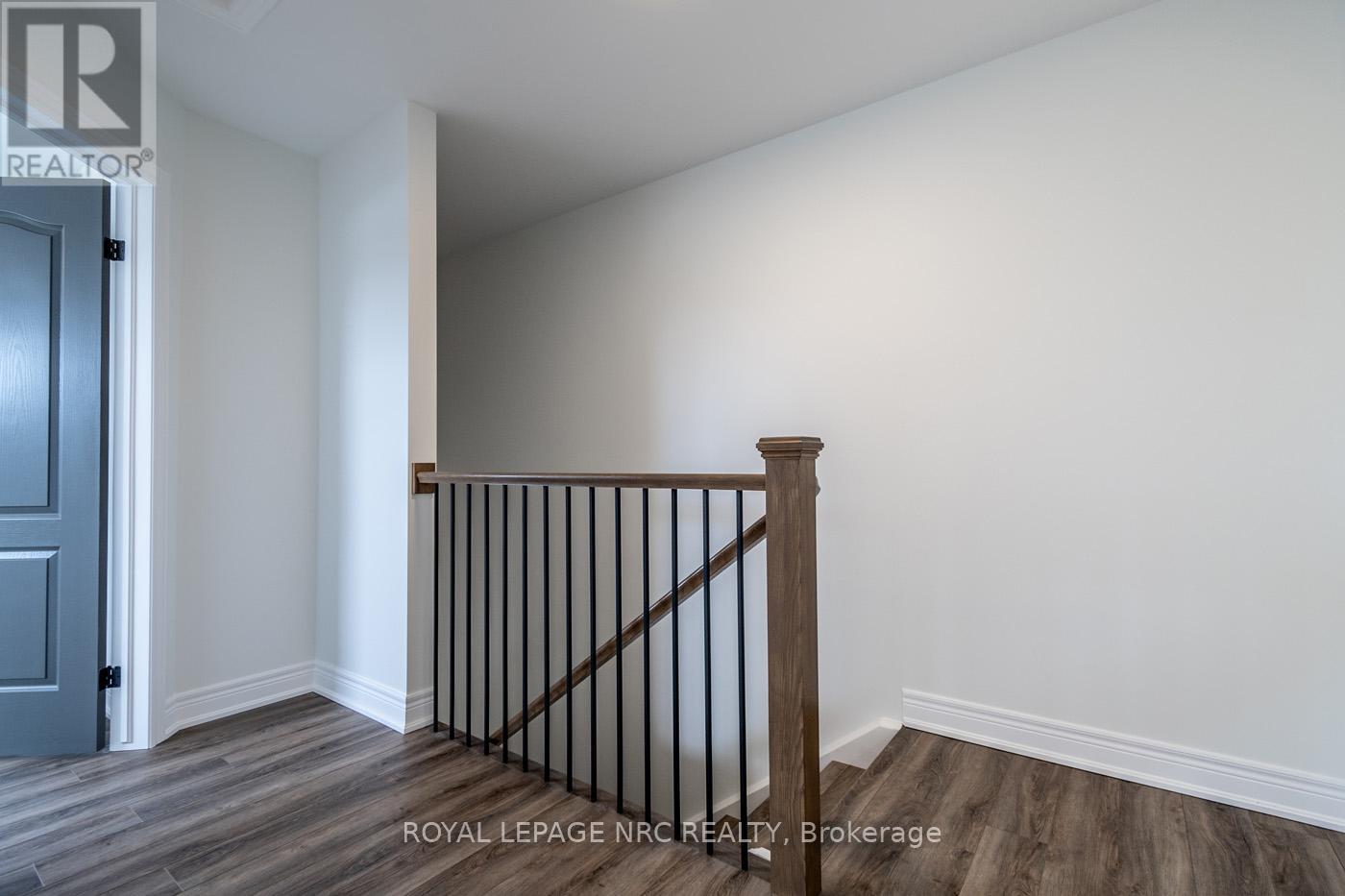 17 - 121a Moffatt Street, St. Catharines, Ontario  L2P 0G4 - Photo 11 - X13027710