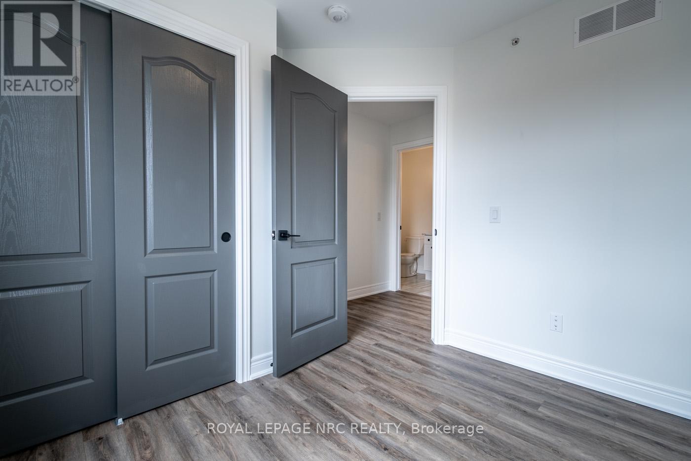 17 - 121a Moffatt Street, St. Catharines, Ontario  L2P 0G4 - Photo 17 - X13027710