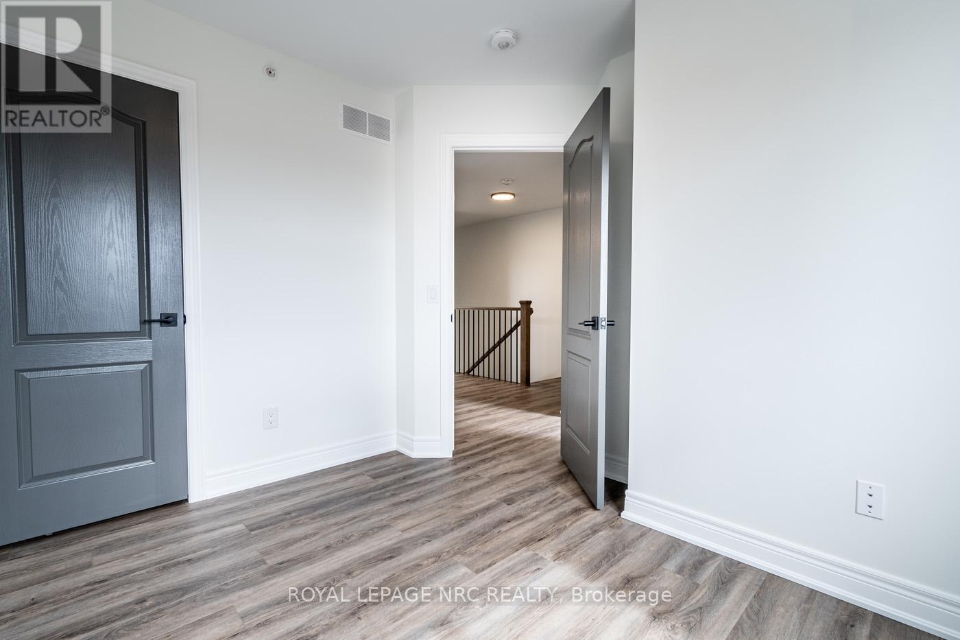 17 - 121a Moffatt Street, St. Catharines, Ontario  L2P 0G4 - Photo 19 - X13027710