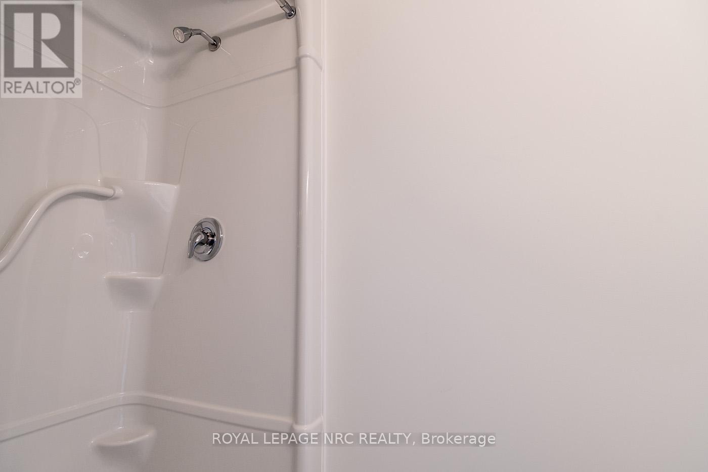 17 - 121a Moffatt Street, St. Catharines, Ontario  L2P 0G4 - Photo 21 - X13027710