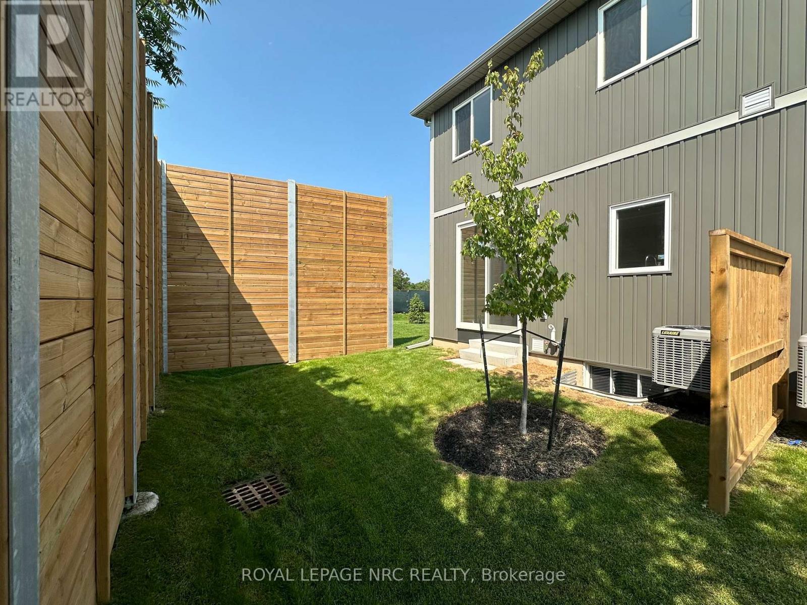 17 - 121a Moffatt Street, St. Catharines, Ontario  L2P 0G4 - Photo 26 - X13027710