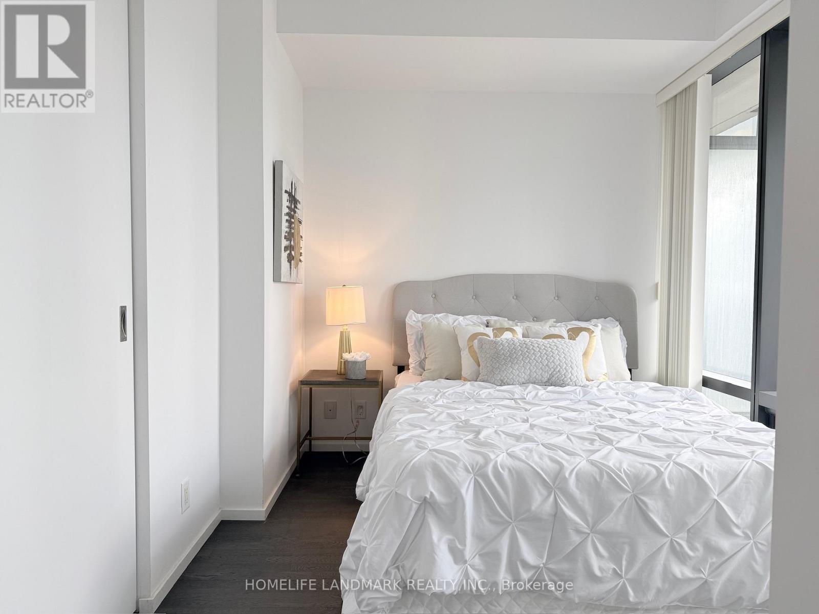 1906 - 5 St. Joseph Street, Toronto, Ontario  M4Y 1J6 - Photo 9 - C13027676