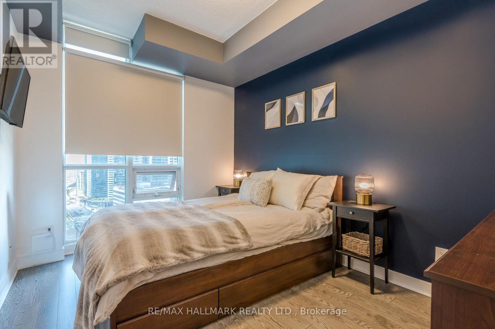 2211 - 18 Harbour Street, Toronto, Ontario  M6J 2Z6 - Photo 13 - C13027698