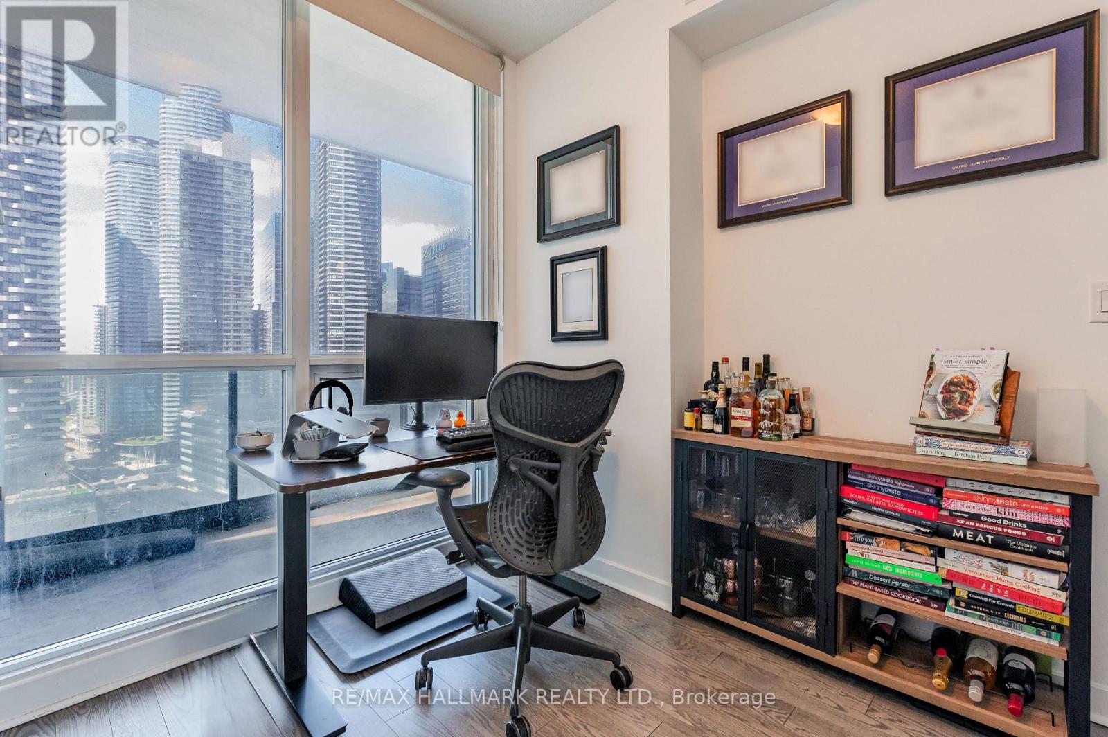 2211 - 18 Harbour Street, Toronto, Ontario  M6J 2Z6 - Photo 17 - C13027698