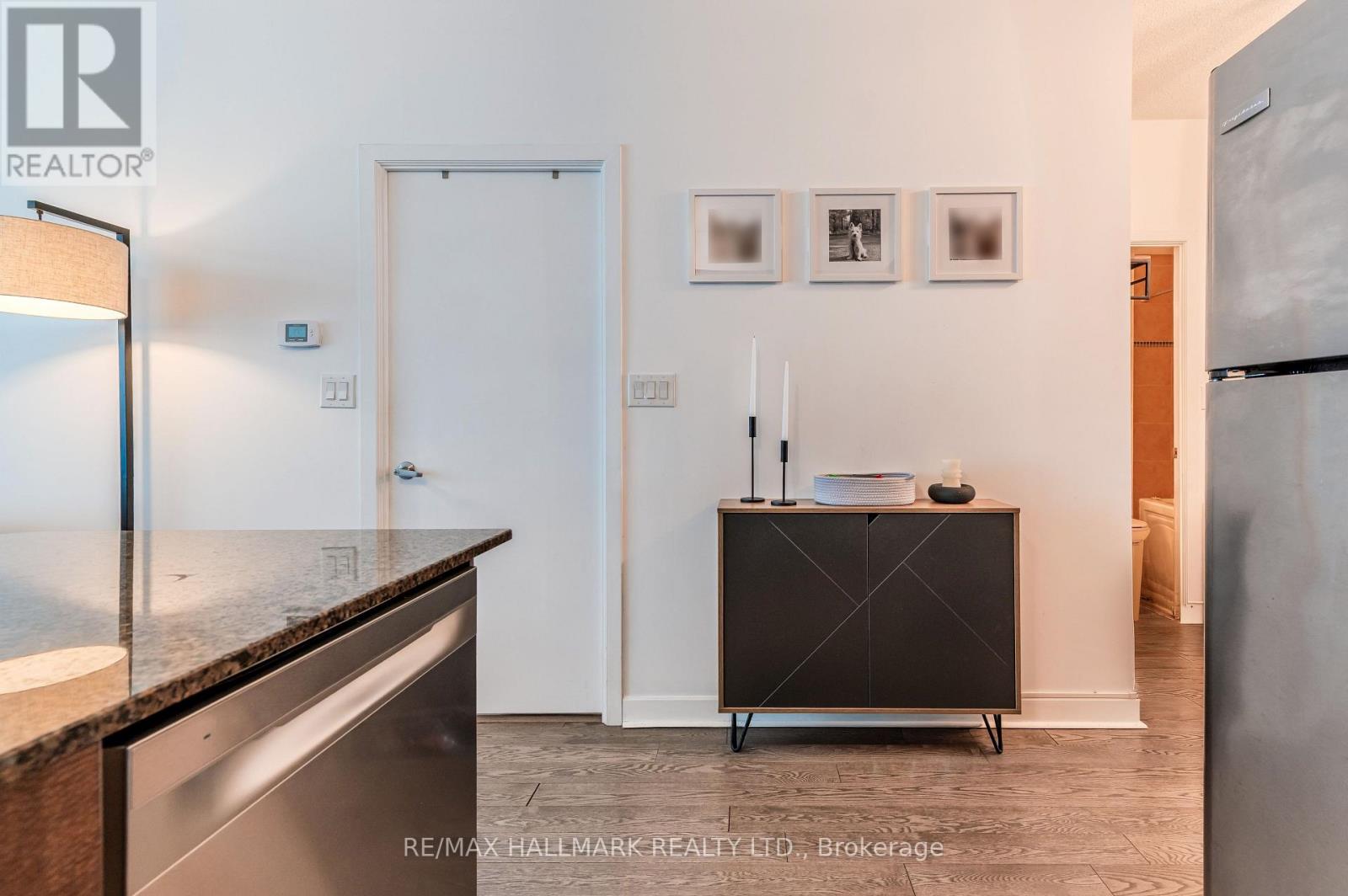 2211 - 18 Harbour Street, Toronto, Ontario  M6J 2Z6 - Photo 9 - C13027698