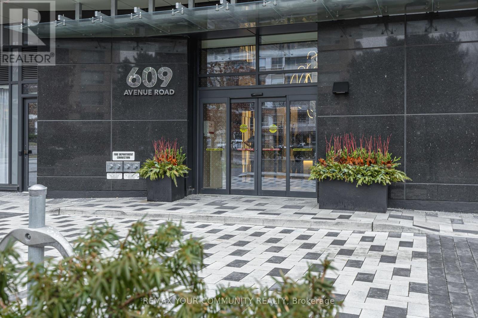 201 - 609 Avenue Road, Toronto, Ontario  M4V 0B1 - Photo 2 - C13027752