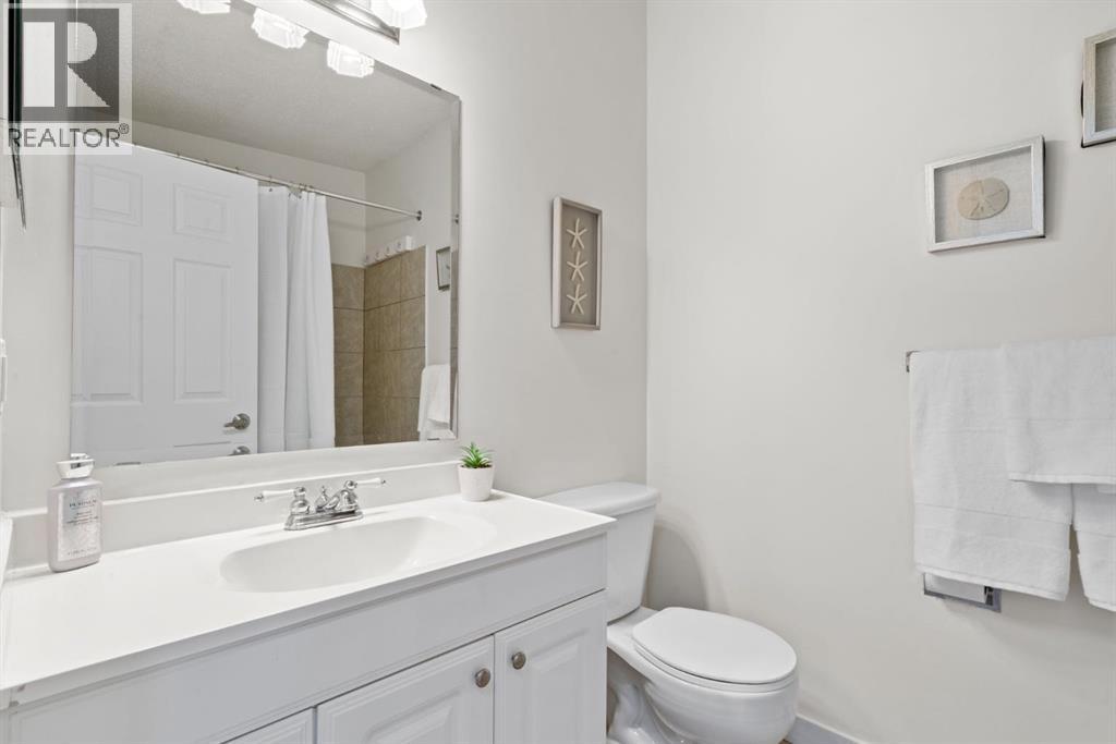 8547 47 Avenue Nw, Calgary, Alberta  T3B 1Z8 - Photo 18 - A2291404