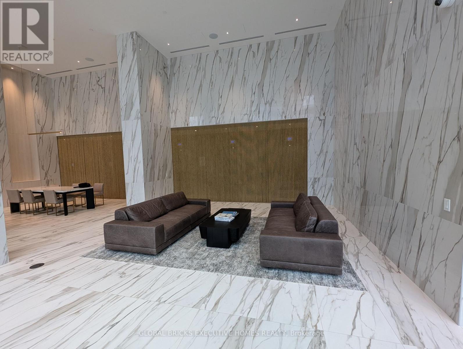 491 Soho Avenue, Mississauga, Ontario  L5B 0K7 - Photo 9 - W12921562