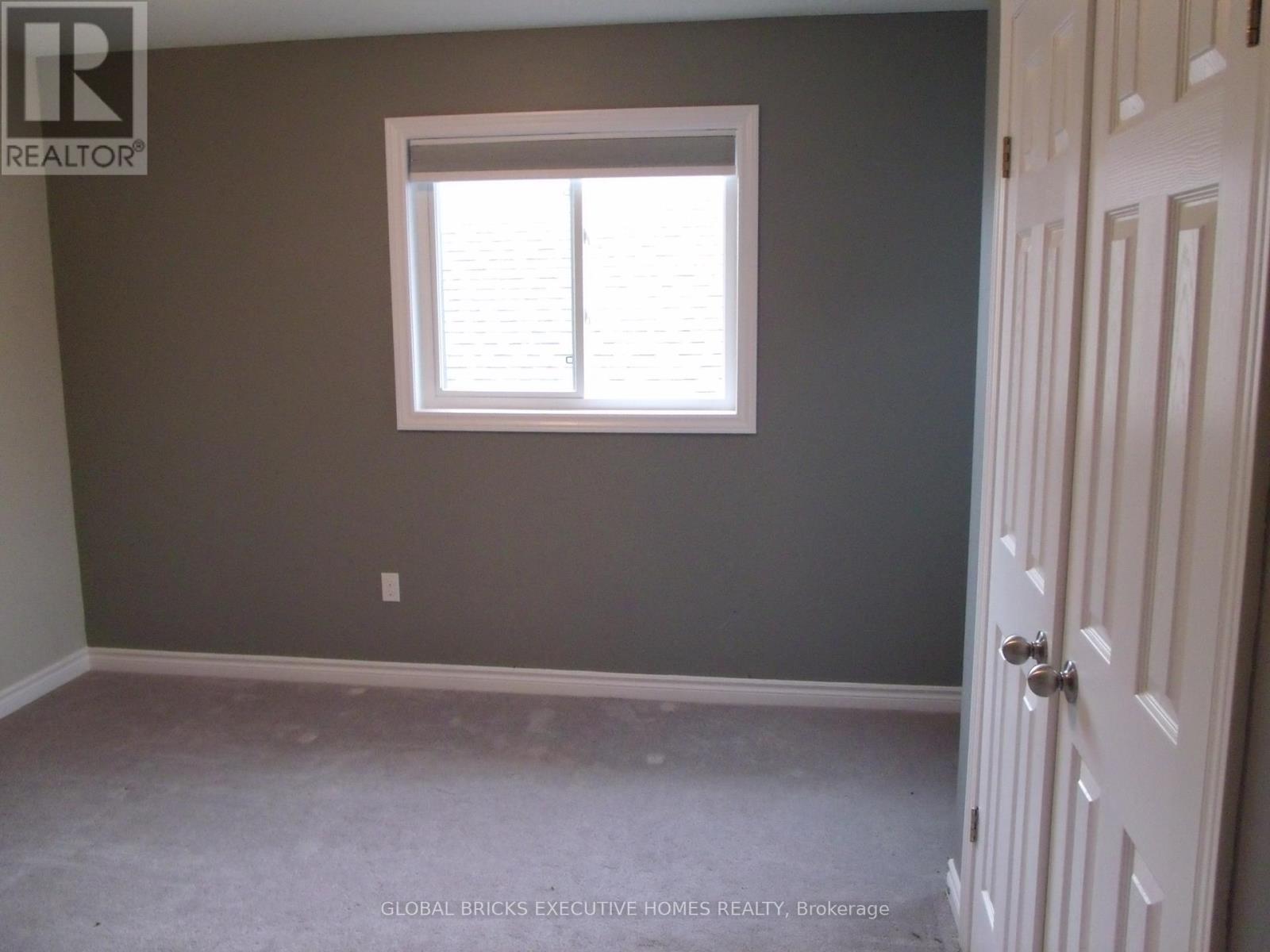 1372 Caen Avenue, Woodstock, Ontario  N4T 0J3 - Photo 8 - X12794502