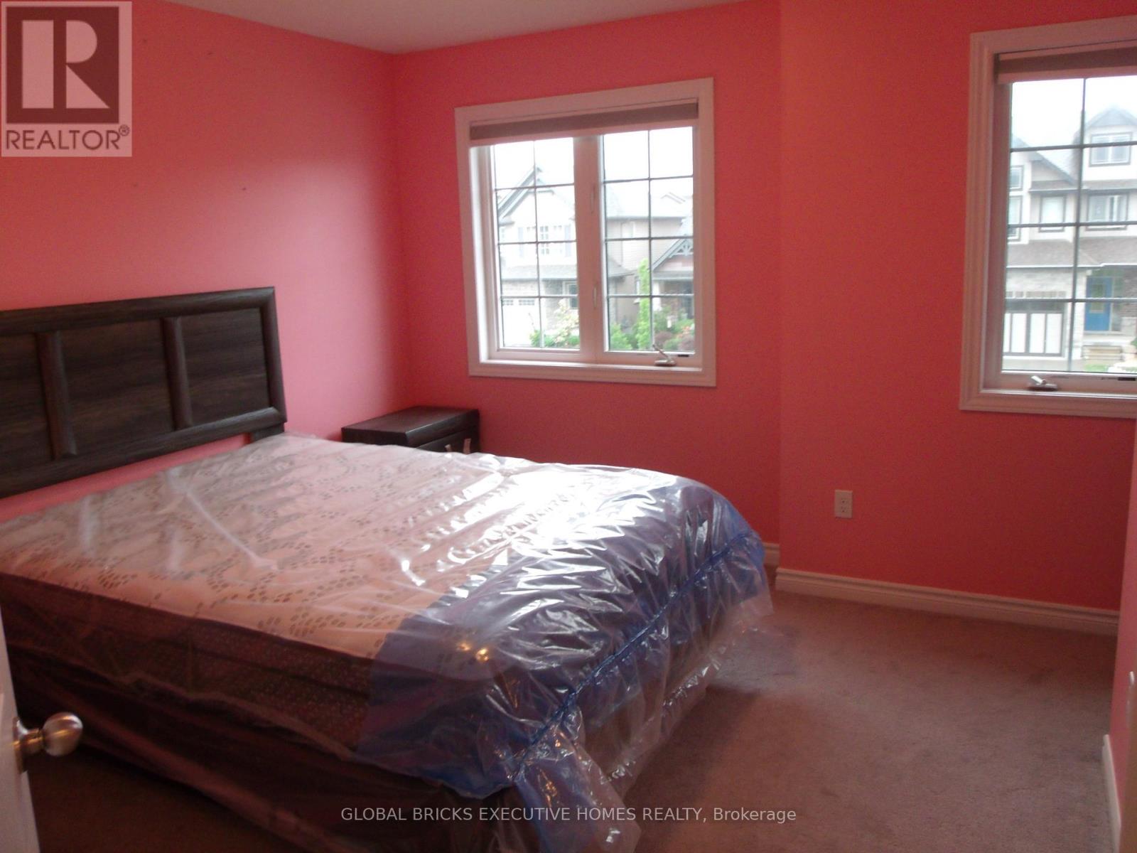 1372 Caen Avenue, Woodstock, Ontario  N4T 0J3 - Photo 7 - X12794502