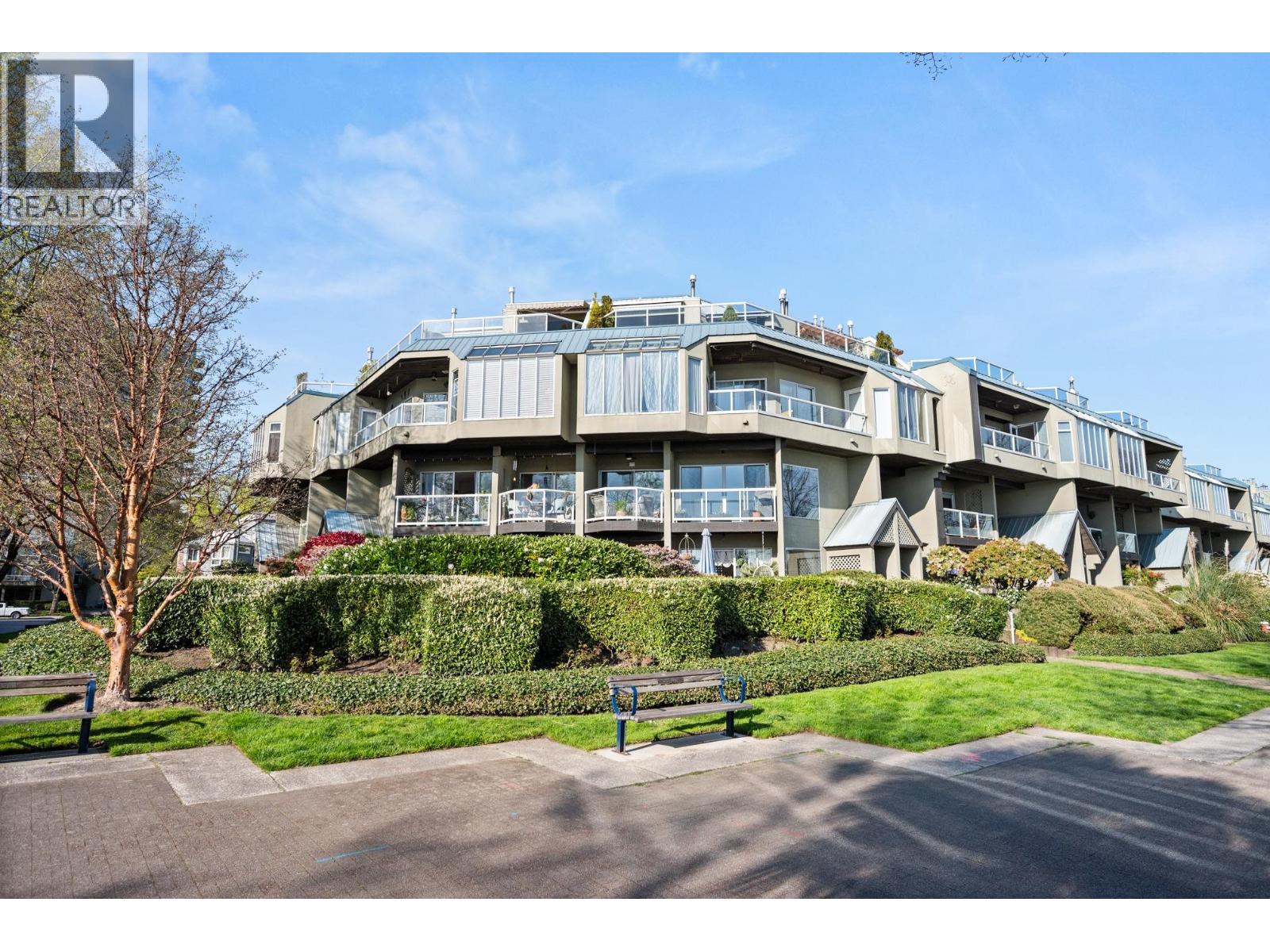 211 31 Reliance Court, New Westminster, British Columbia  V3M 6C6 - Photo 38 - R3114100