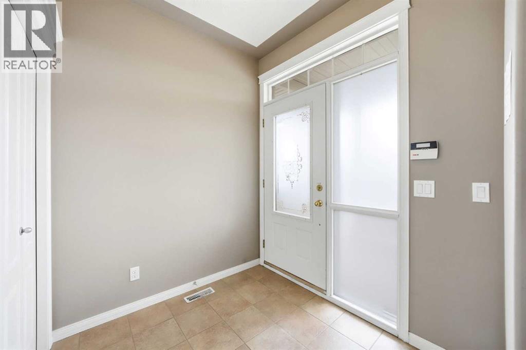 179 Sierra Morena Landing SW, Calgary, Alberta  T3H 4K3 - Photo 6 - A2303081