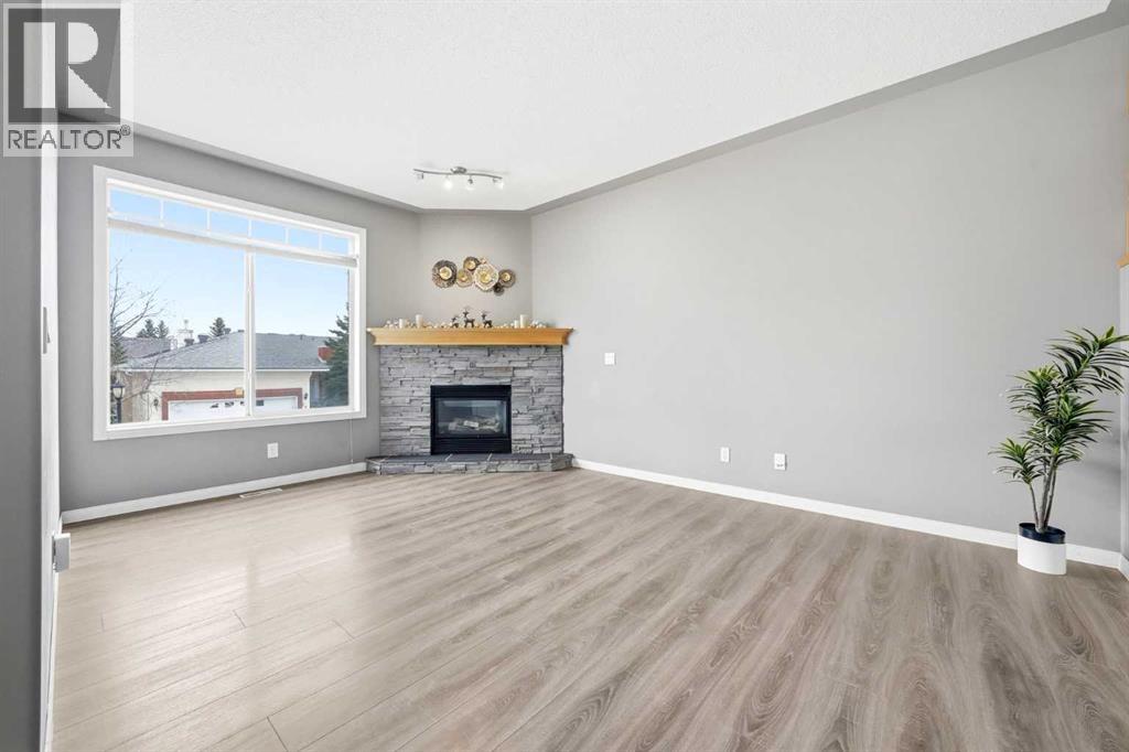 179 Sierra Morena Landing SW, Calgary, Alberta  T3H 4K3 - Photo 7 - A2303081