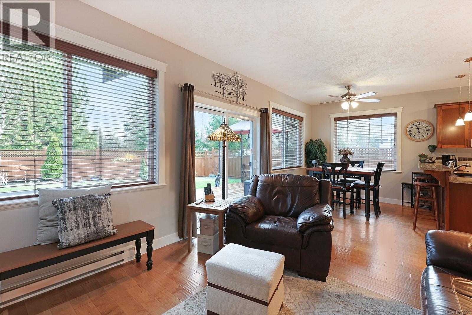 4 2112 Cumberland Rd, Courtenay, British Columbia  V9N 2E9 - Photo 10 - 1032999