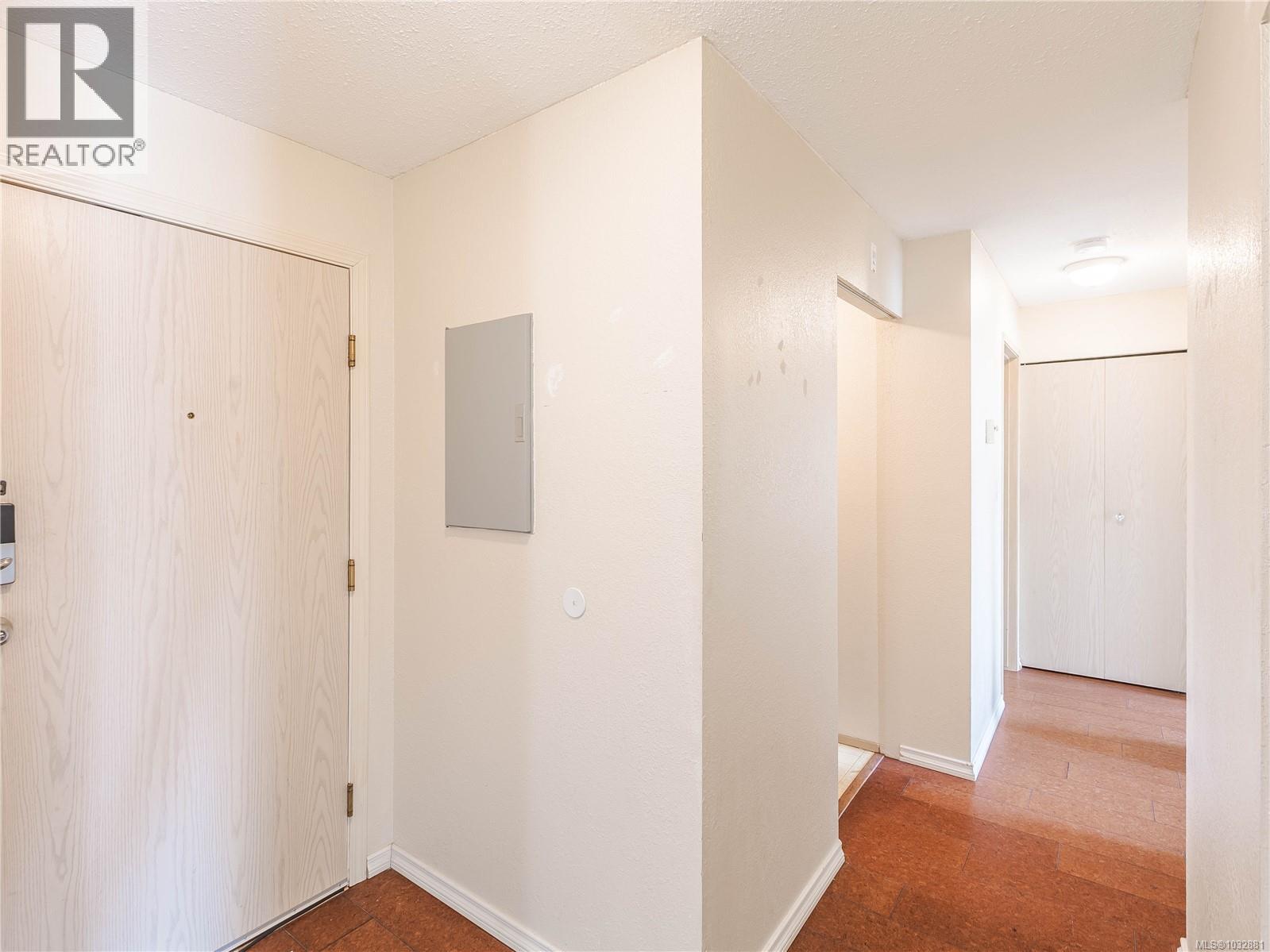 201 1050 Braidwood Rd, Courtenay, British Columbia  V9N 3R9 - Photo 10 - 1032881