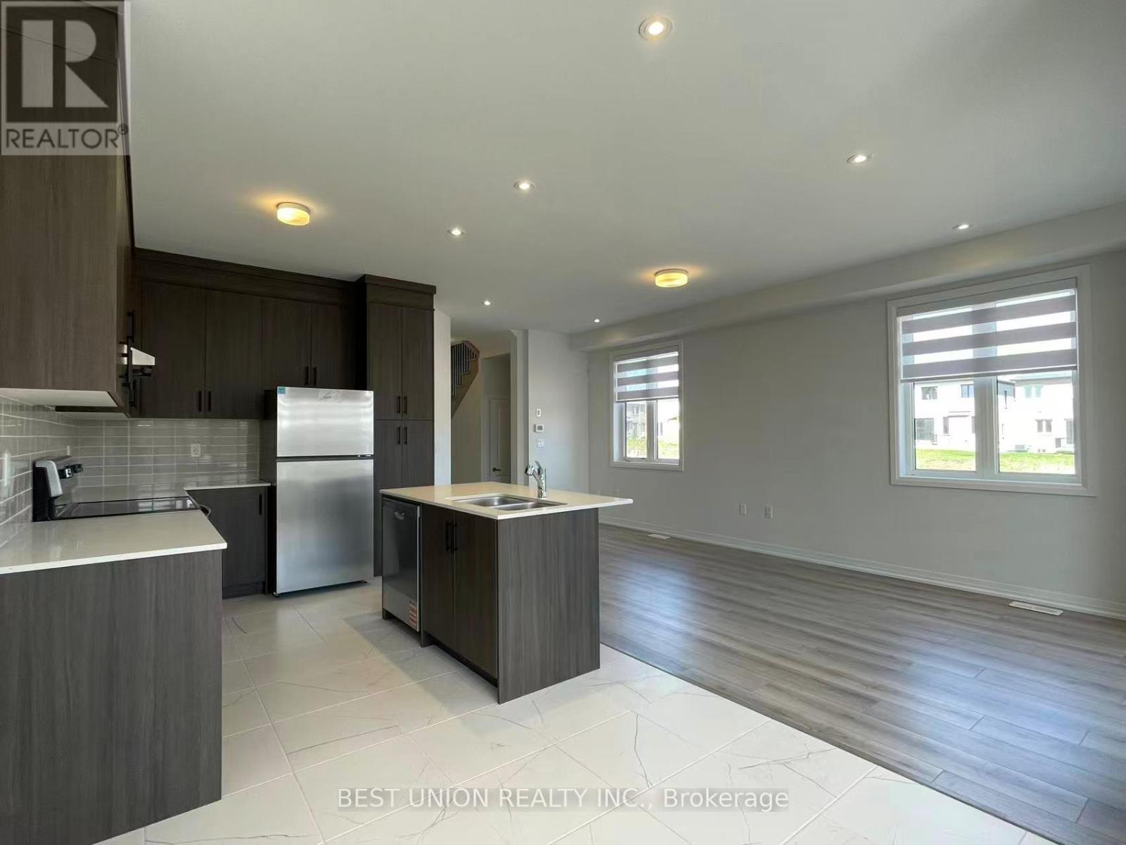 70 Tipp Drive, Richmond Hill, Ontario  L4E 1J3 - Photo 10 - N13027694