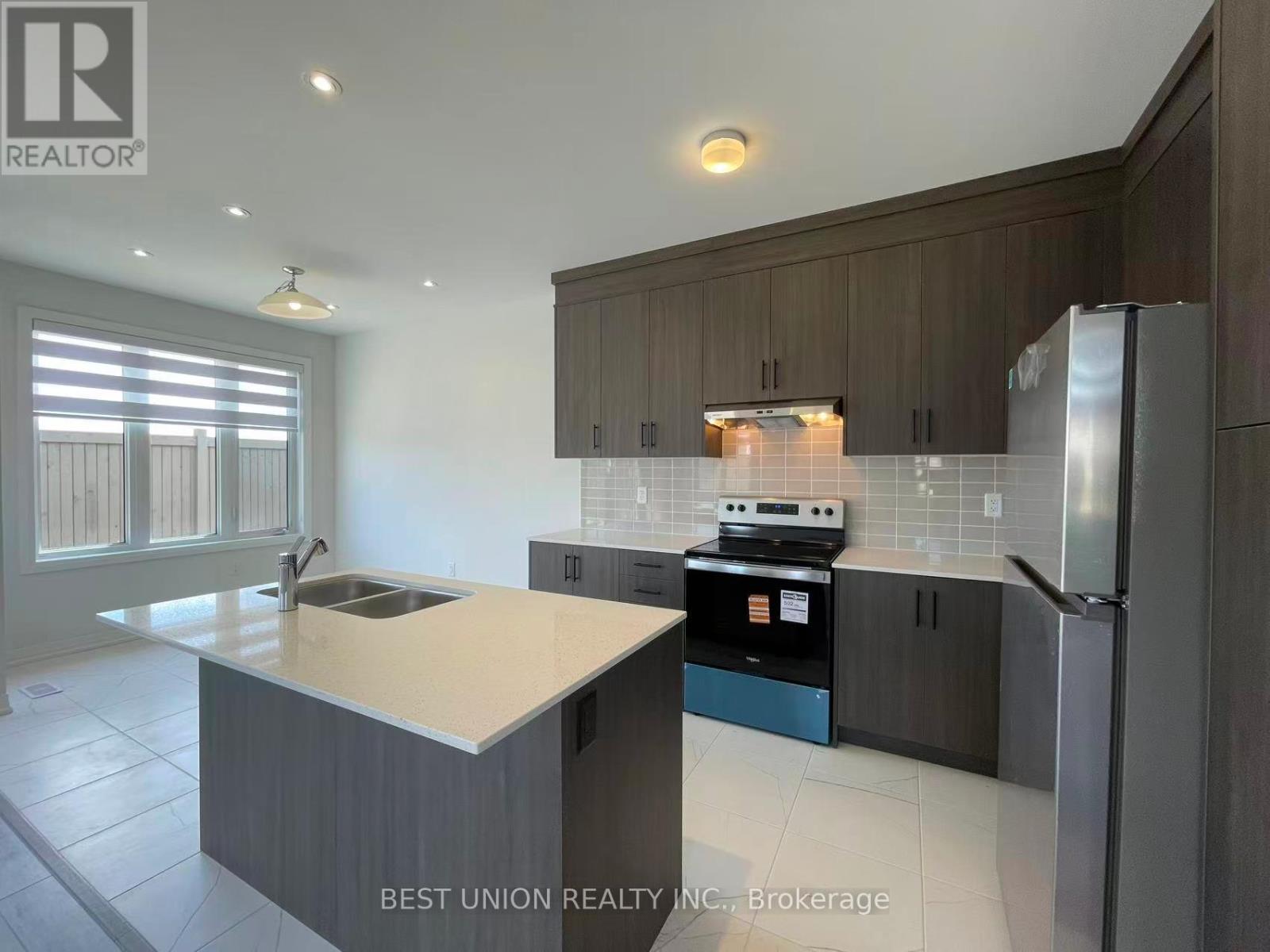 70 Tipp Drive, Richmond Hill, Ontario  L4E 1J3 - Photo 9 - N13027694