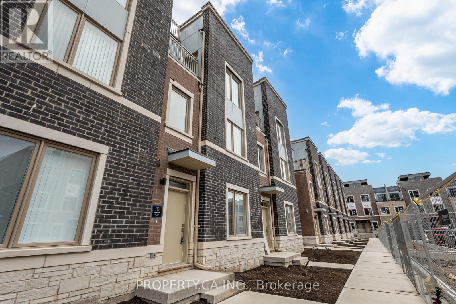 Th377 - 80 Honeycrisp Crescent, Vaughan, Ontario  L4K 5Z8 - Photo 41 - N13027696