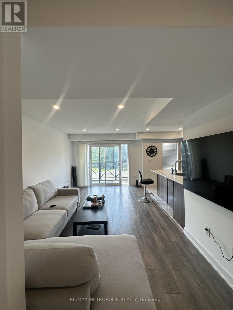 2218 - 10 Westmeath Lane, Markham, Ontario  L6B 1N5 - Photo 4 - N13027730