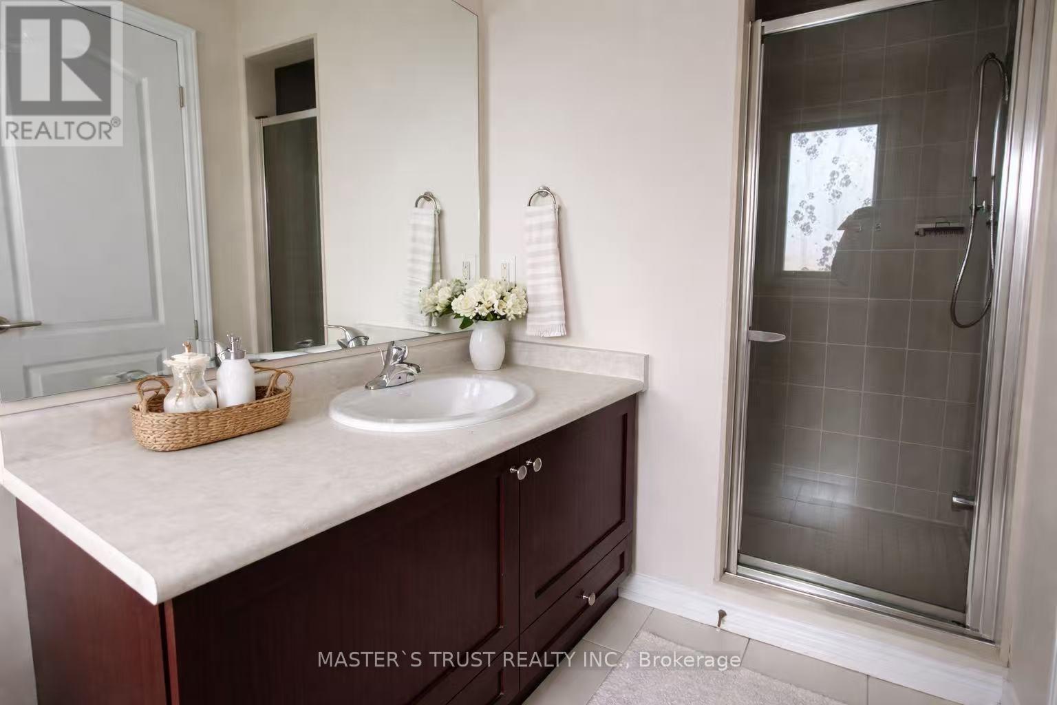 271 Riverlands Avenue, Markham, Ontario  L6B 0V9 - Photo 7 - N13027732