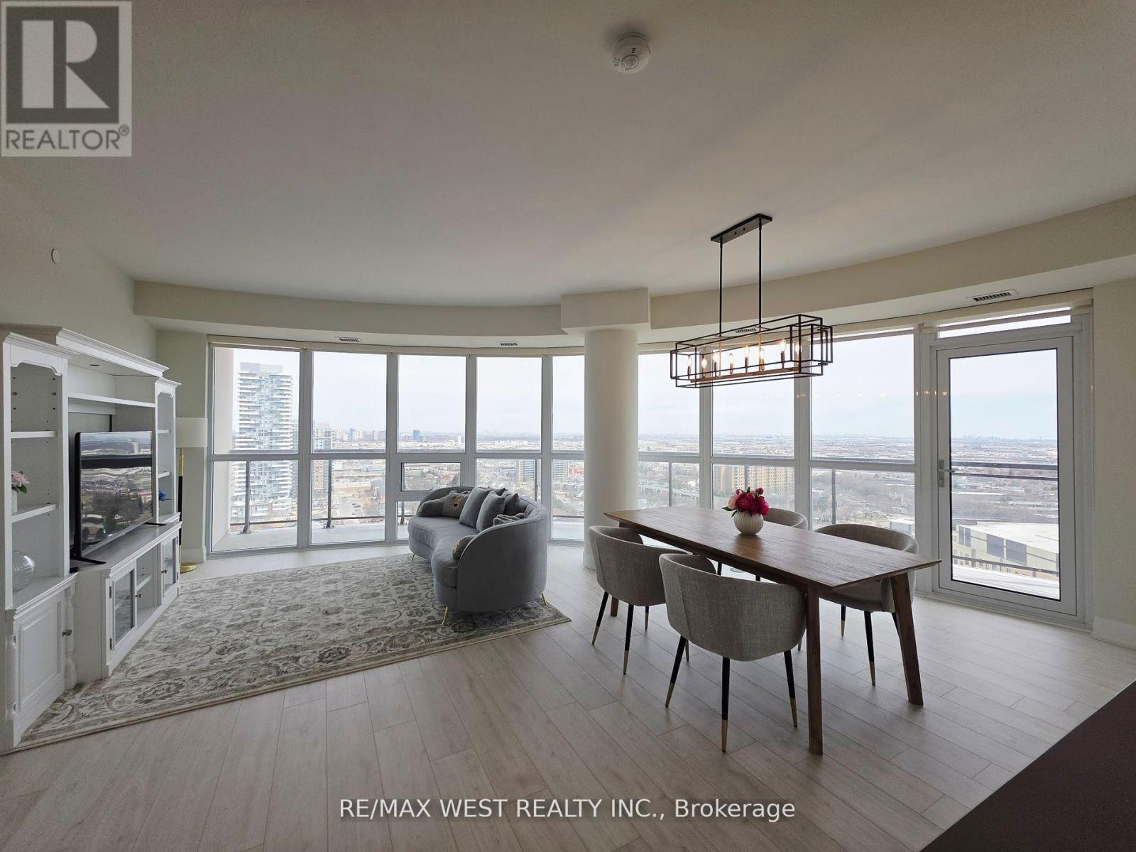 2003 - 15 Lynch Street, Brampton, Ontario  L6W 0C7 - Photo 4 - W13027678