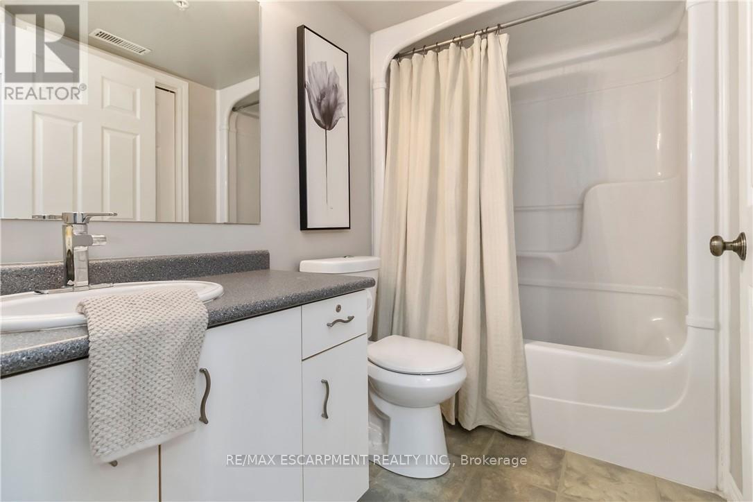 110 - 4015 Kilmer Drive, Burlington, Ontario  L7M 4M4 - Photo 18 - W13027690