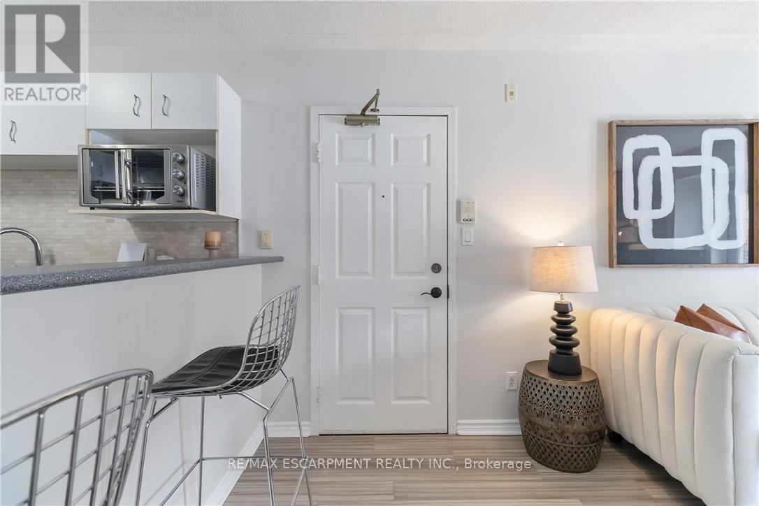 110 - 4015 Kilmer Drive, Burlington, Ontario  L7M 4M4 - Photo 28 - W13027690