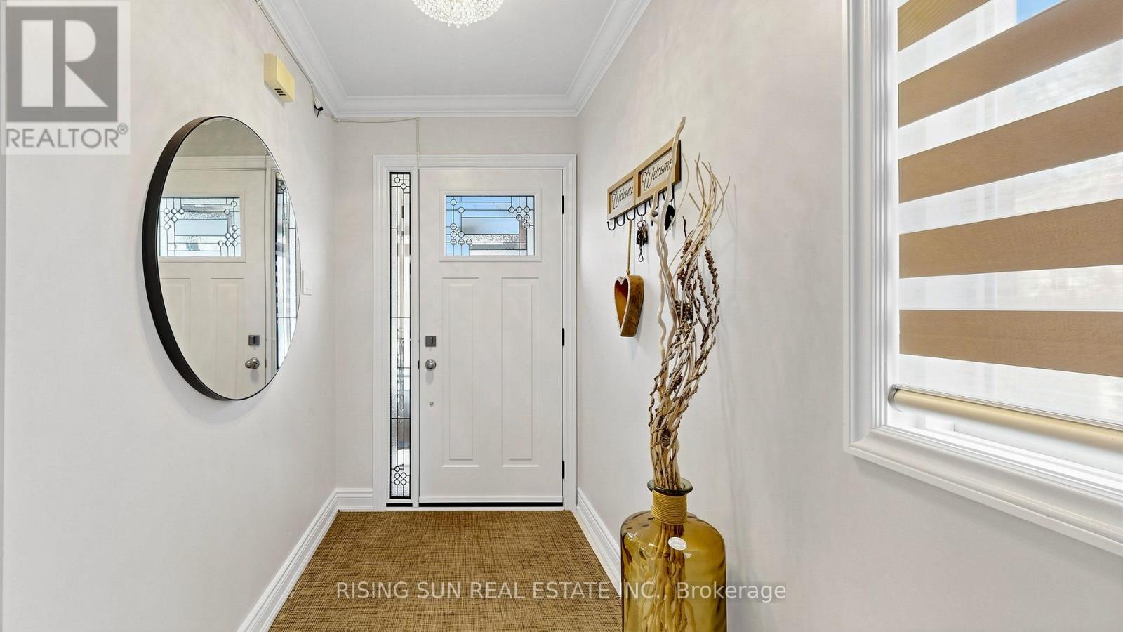 10 Cedarwood Crescent, Brampton, Ontario  L6X 4K1 - Photo 5 - W13027720