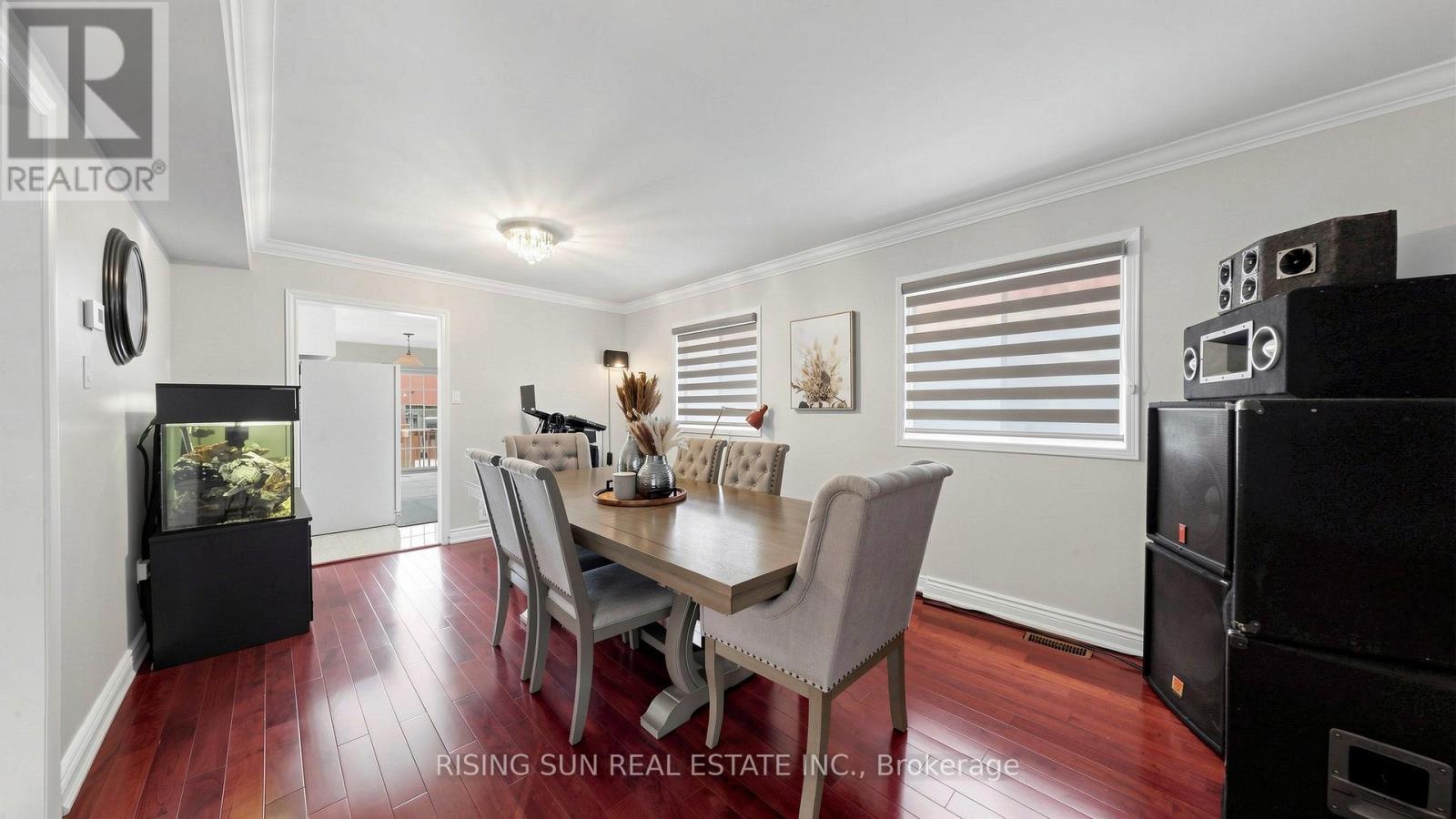 10 Cedarwood Crescent, Brampton, Ontario  L6X 4K1 - Photo 6 - W13027720