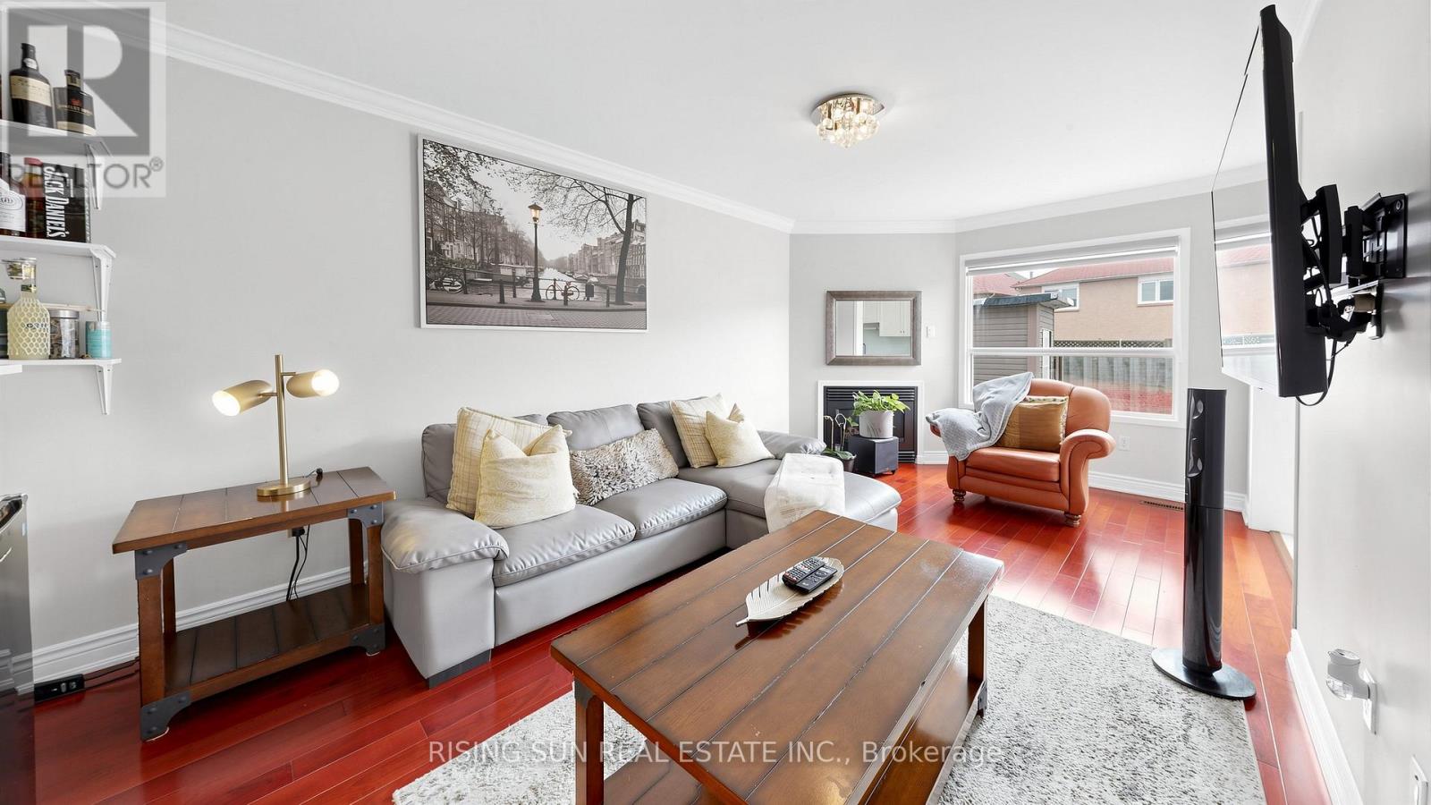 10 Cedarwood Crescent, Brampton, Ontario  L6X 4K1 - Photo 7 - W13027720