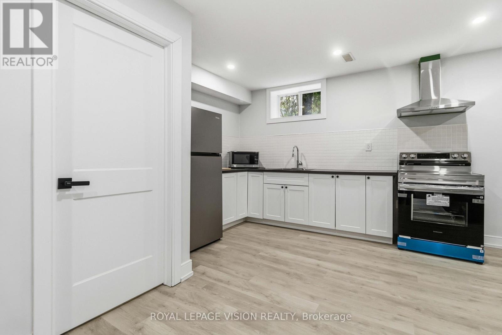 Lower - 77 Thomas Street, Mississauga, Ontario  L5M 1Y6 - Photo 12 - W13027726