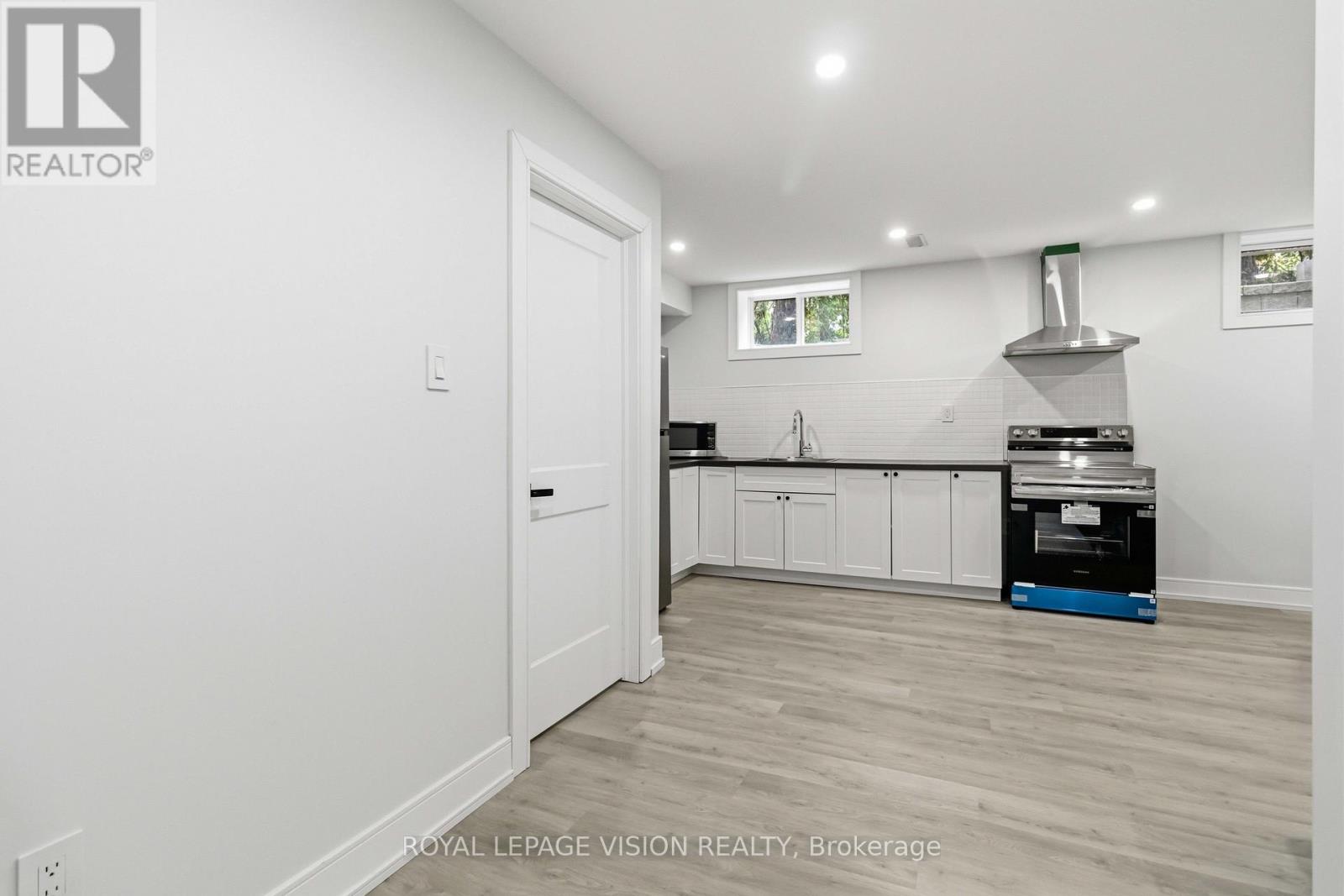 Lower - 77 Thomas Street, Mississauga, Ontario  L5M 1Y6 - Photo 16 - W13027726