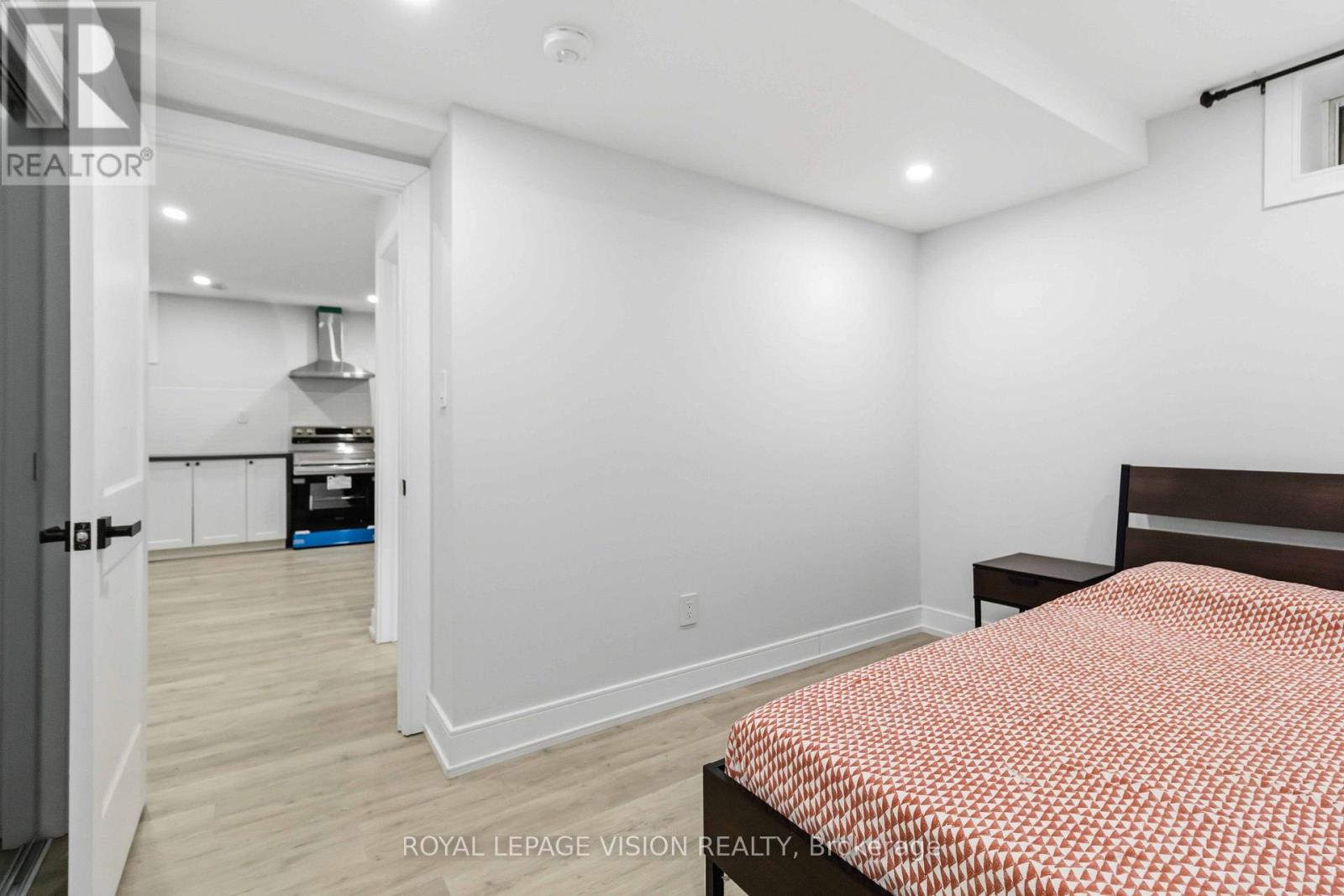 Lower - 77 Thomas Street, Mississauga, Ontario  L5M 1Y6 - Photo 19 - W13027726