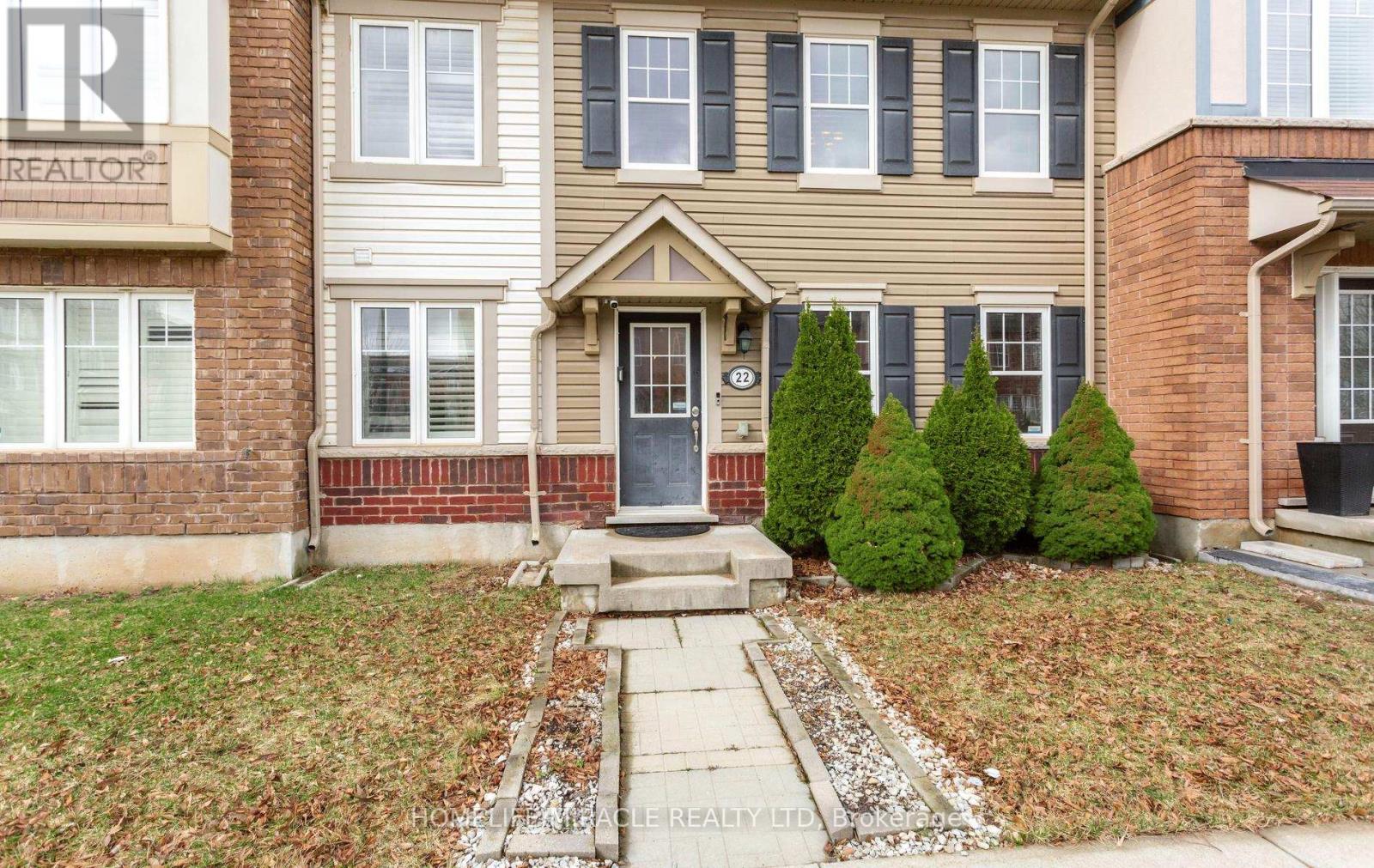 22 Crossbill Road, Brampton (Northwest Brampton), Ontario  L7A 0S5 - Photo 3 - W13027738